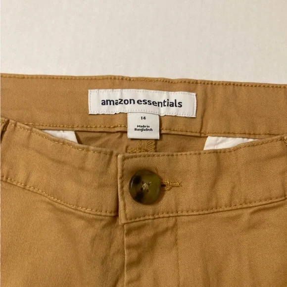 Amazon Essentials | NWT Women’s Bermuda Shorts - Picture 4 of 6